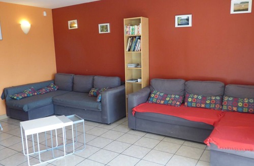 Fosse House | Gite Manola with Indoor Pool 150 m Away