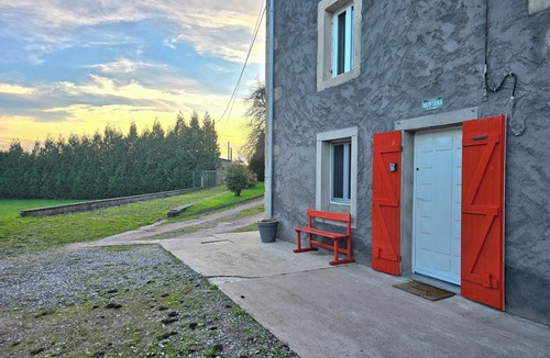 Paroisse Saint-Walburge House | Gîte "Montana" Home Sweet Vosges. Detached country house with garden.
