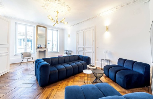 Epinal Apartment | "Gite Vosges en ville" sauna apartment, wellness area in the heart of Epinal