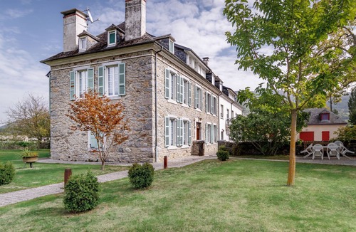 Lau-Balagnas Apartment | Gites at the heart of the prestigious Pyrenean sites