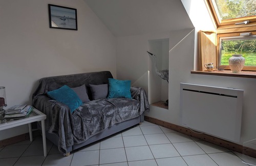 Pludual House | Gîtes "Les Sternes" in the countryside 10 minutes from the coast, Pets welcome