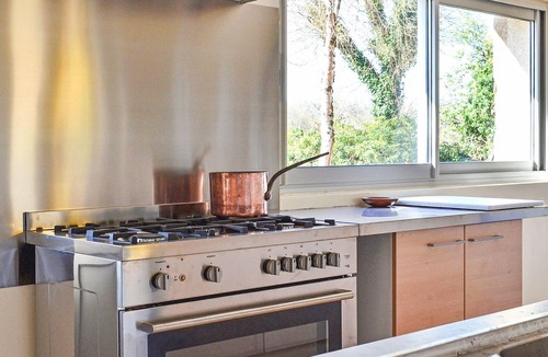 Durbans House | Gorgeous home in Durbans with WiFi