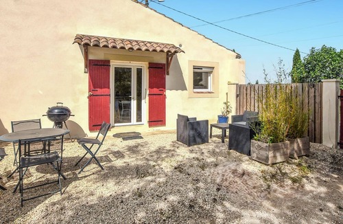 Piolenc House | Gorgeous home in Piolenc with WiFi