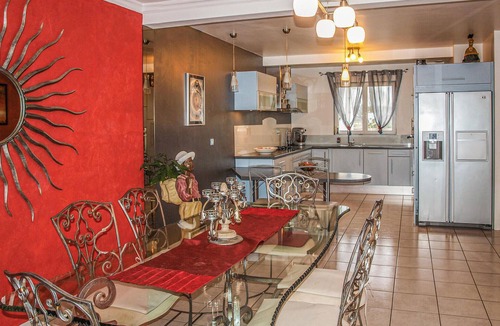 Pommeret House | Gorgeous home in Pommeret with sauna