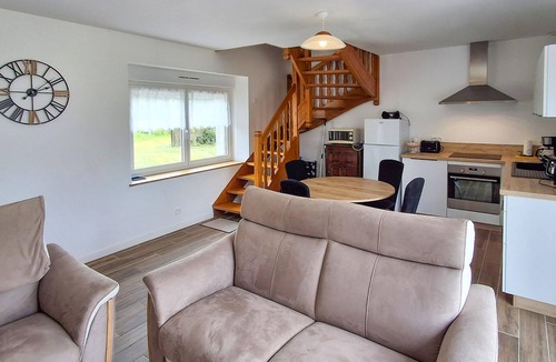 Runan House | Gorgeous home in Runan with WiFi