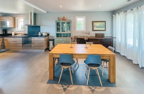 Speracedes House | Gorgeous home in Speracedes with WiFi