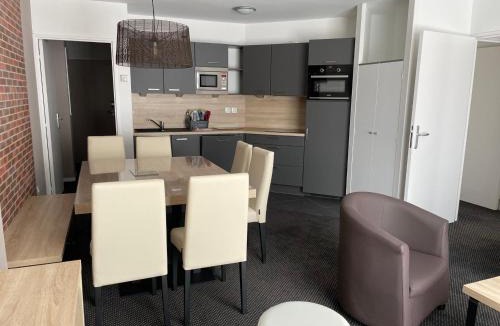 Eaux-Bonnes Apartment | Gourette : Appartement avec piscine pour 8 personnes, emplacement idéal - FR-1-860-15