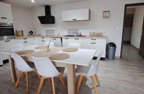 Bennwihr Apartment | Grand Appartement Cosy Chez Pépette à 5 min de Colmar