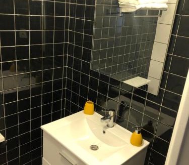 Lourdes Apartment | Grand appartement de standing "Rêve du Soir" de 170 m2 350 m de la gare