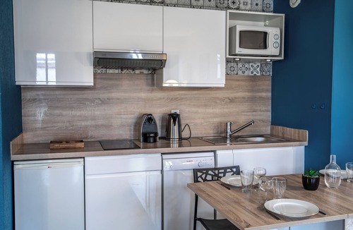Saint Nicolas - Charles III - Ville vieille - Trois Maisons - Leopold Apartment | Grand Studio Stan Nancy - quiet, cosy, bright