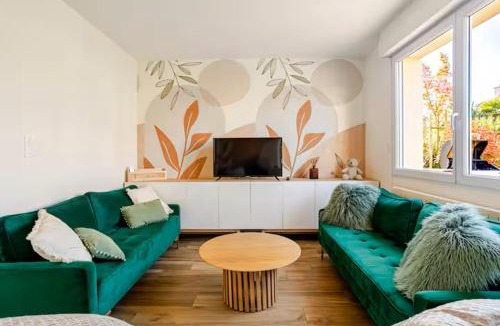 Ploubalay House | Grande maison familiale centre ville - 2km des plages