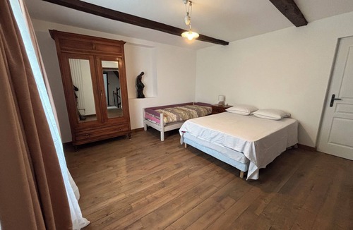 Le Fousseret House | Green haven of peace