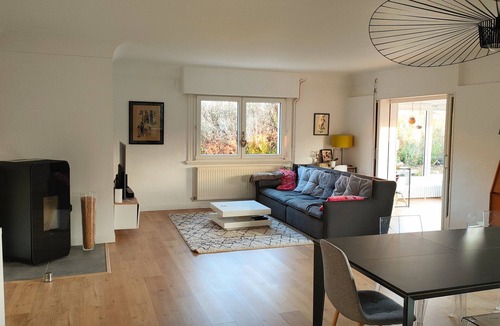 Chantraine House | Green town house