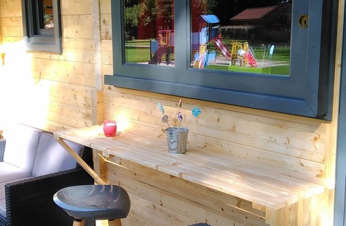 Bar-sur-Aube Ski Chalet | Gretel's cabin