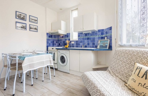 Valras-Plage Apartment | Ground-Floor Apartment in Valras-Plage – 2 Steps from the Beach