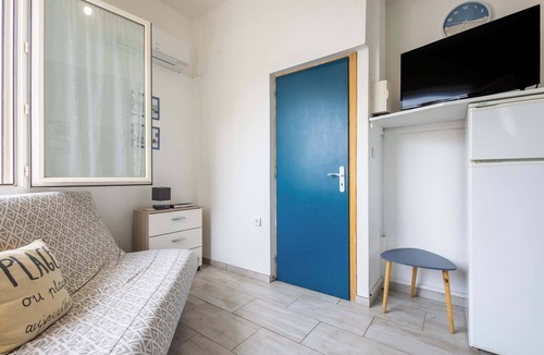 Valras-Plage Apartment | Ground-Floor Apartment in Valras-Plage – 2 Steps from the Beach