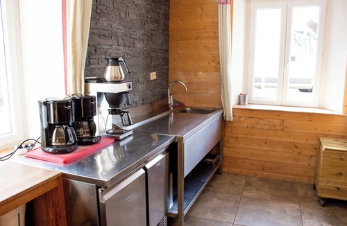 Travexin Cottage | Group gîte near La Bresse. Sleeps 20-41