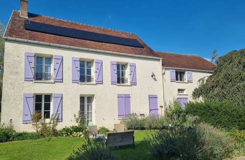 Augers-en-Brie House | Group gîte with barn 15min from Provins