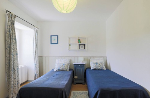 Pontrieux Bed & Breakfast | Guest House 'Chambre Jardin 1 Ou 2 Lits' with Shared Terrace, Shared Garden and Wi-Fi