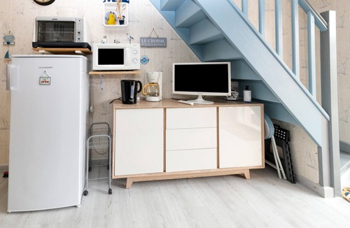 Le Croisic Apartment | Guest Room - Bedroom