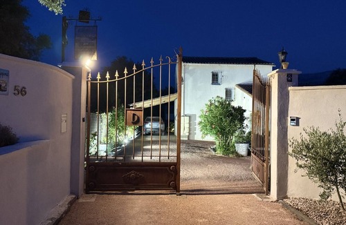 Nans-les-Pins Bed & Breakfast | Guest Room 'Bleuets' with Mountain View, Wi-Fi and Air Conditioning
