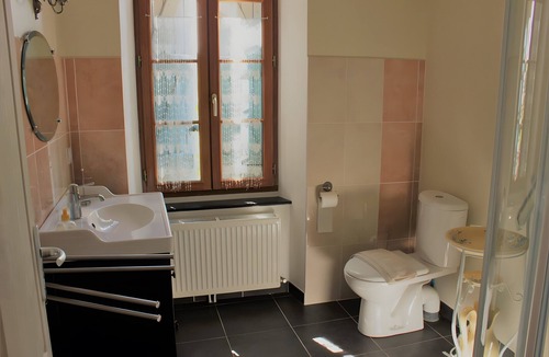 Serres Bed & Breakfast | Guest Room “Chambre Cardou” with Mountain View, Shared Terrace and Garden