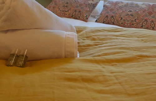 Epinal Bed & Breakfast | Guest Room “Family Room” with Wi-Fi