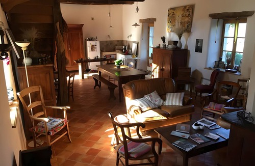 Anglars-Saint-Felix Bed & Breakfast | Guest Room “La Grange De La Bonaurie - Sienne” with Shared Terrace, Garden, and Wi-Fi