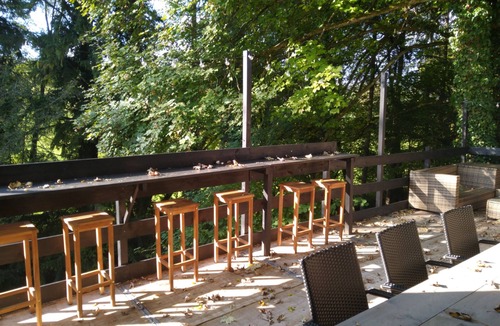 Signy-lAbbaye Bed & Breakfast | Guest Room 'La Fosse Bleue, Chevreuil' with Shared Terrace