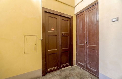 Roman Quarter Apartment | GuestHost - Nice and cozy apartment for 3 people, located in the city center, inside the prestigious Palazzo Saluzzo Paesana, one of the most beautiful historic buildings in Turin. We are located in the elegant district of Quadrilatero Romano, a stone's