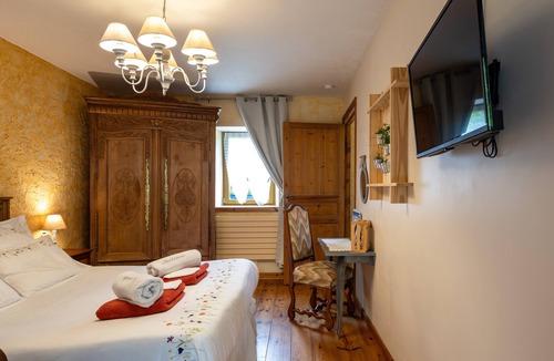 Lannion Bed & Breakfast | Guesthouse “Chambre Champêtre” with Shared Terrace, Garden, and Wi-Fi