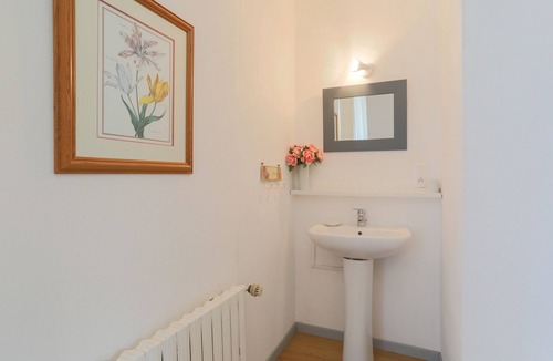Pontrieux Bed & Breakfast | Guesthouse 'Chambre Trieux' with Shared Terrace, Shared Garden and Wi-Fi