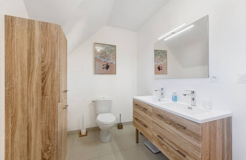 Plougoulm Bed & Breakfast | Guesthouse "La Maison D'Elie" with Private Terrace, Garden, and Wi-Fi