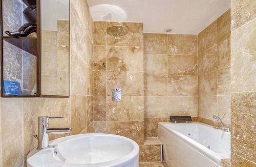 Croix Rousse Apartment | GuestReady - Wonderful stay with jacuzzi
