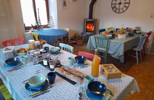 Raon-les-Leau Bed & Breakfast | Guestroom Raon-lès-Leau, 1 pièce, 3 personnes - FR-1-584-274