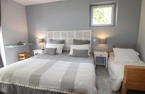 Saulcy-sur-Meurthe Bed & Breakfast | Guestroom Saulcy-sur-Meurthe, 1 pièce, 3 personnes - FR-1-589-572