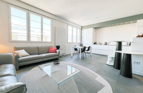 Grenoble City Centre Apartment | #GX Le Belgrade | Spacious T4 in the city centre 💎