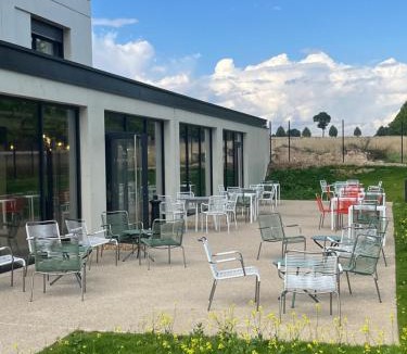 Chalons-en-Champagne Hotel | Hôtel AKENA Chalons-en-Champagne