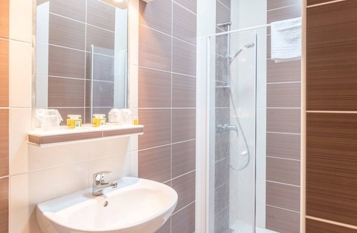 Combourg Hotel | Hôtel du Lac