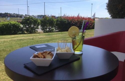 Ploumagoar Hotel | Hôtel ibis Guingamp Cœur de Bretagne