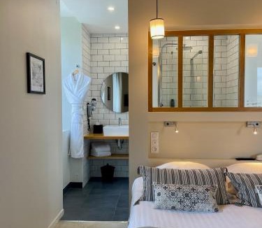 Perros-Guirec Hotel | Hôtel Les Costans, The Originals Relais