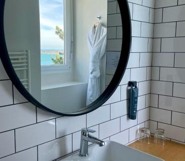 Perros-Guirec Hotel | Hôtel Les Costans, The Originals Relais