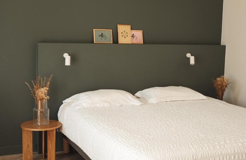 Ploufragan Hotel | Hôtel Les Voisins Beaucemaine