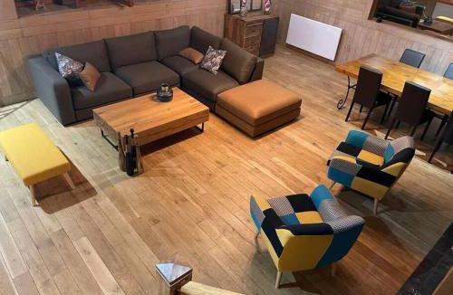 Venizy House | Habitation en bois authentique