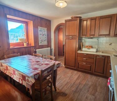 Periasc Apartment | Highlander - Appartamento Charmant con Vista e Spazio Esterno - Horizon Vacanze