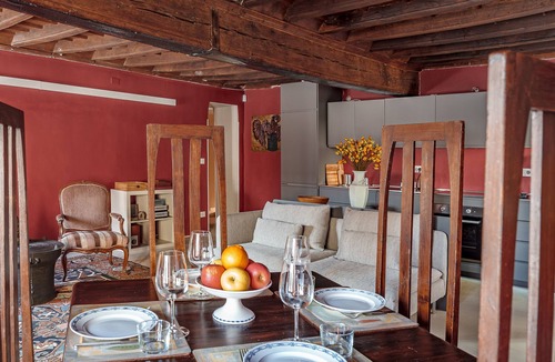 Historic Centre Apartment | Historic Centre Flat overlooking piazza Carlo Emanuele - 2 Bedrooms, 2 Bathrooms