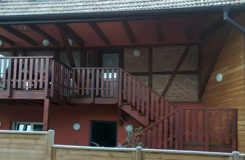 Mittelhausen House | Holiday Home 'La Grange De Mediovilla' with Private Terrace, Private Garden and Wi-Fi