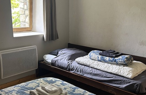 Blieux Apartment | Holiday Apartment "La Chambrette" in the Heart of Blieux
