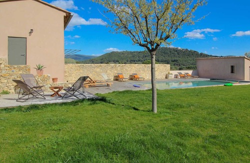 Le Castellet House | Holiday cottage 17P. Le Castellet, Var, private pool, beaches 10 km