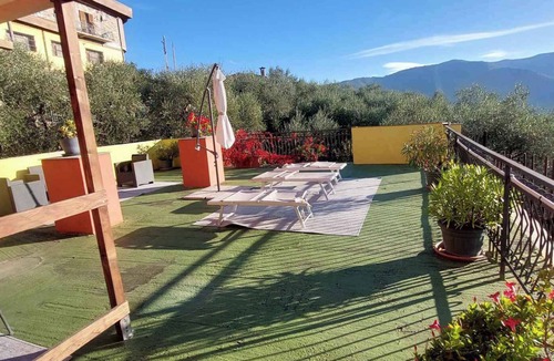 Lucinasco Apartment | Holiday flat with magical terrace